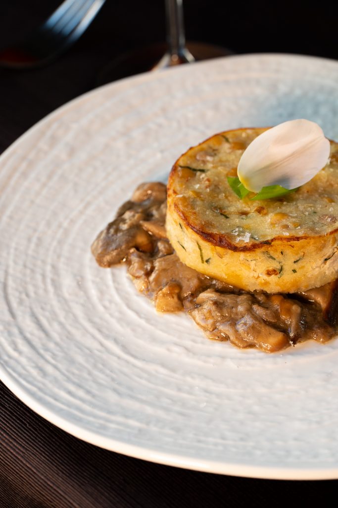 Hamburger di patate e ceci con funghi